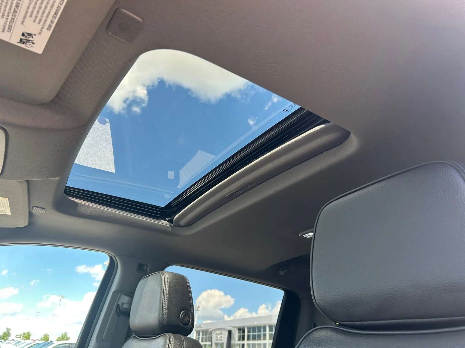 Used 2025 Gray GMC Denali Crew 6.6L DIESEL Leather Sunroof Nav 5th Wheel Prep Package image 18