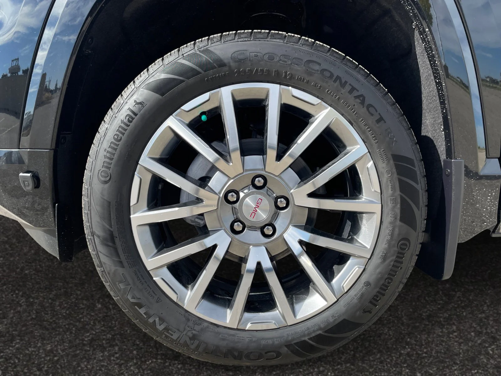 New 2026 Ebony Twilight Metallic GMC AWD Denali image 9