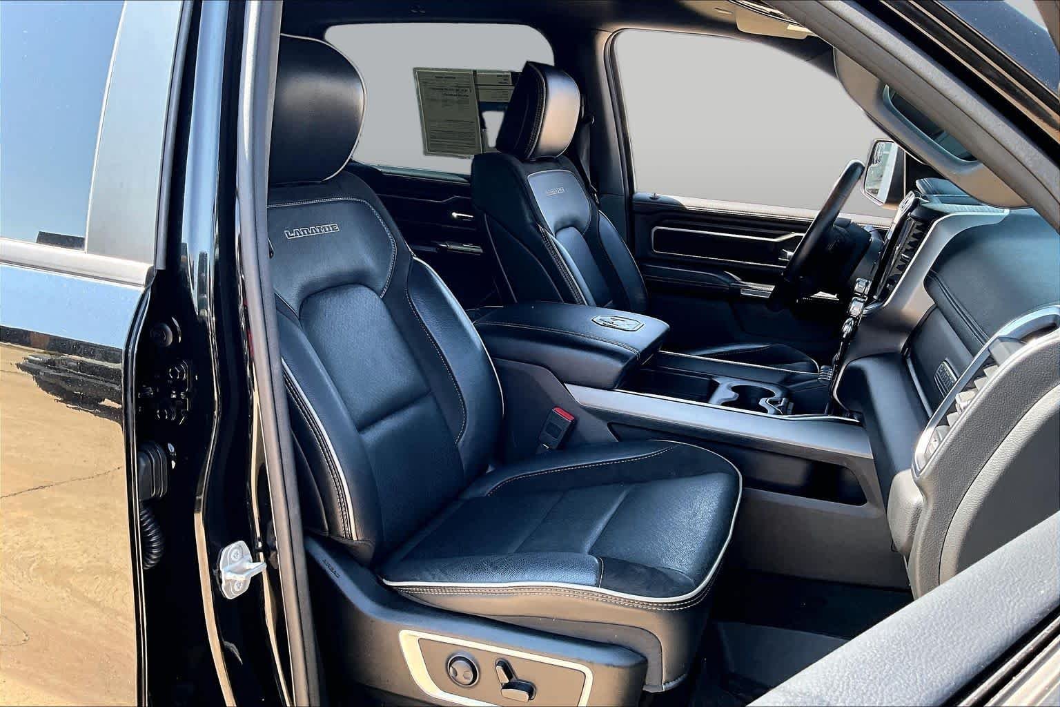 Used 2023 Diamond Black Crystal Pearlcoat Ram Laramie image 5