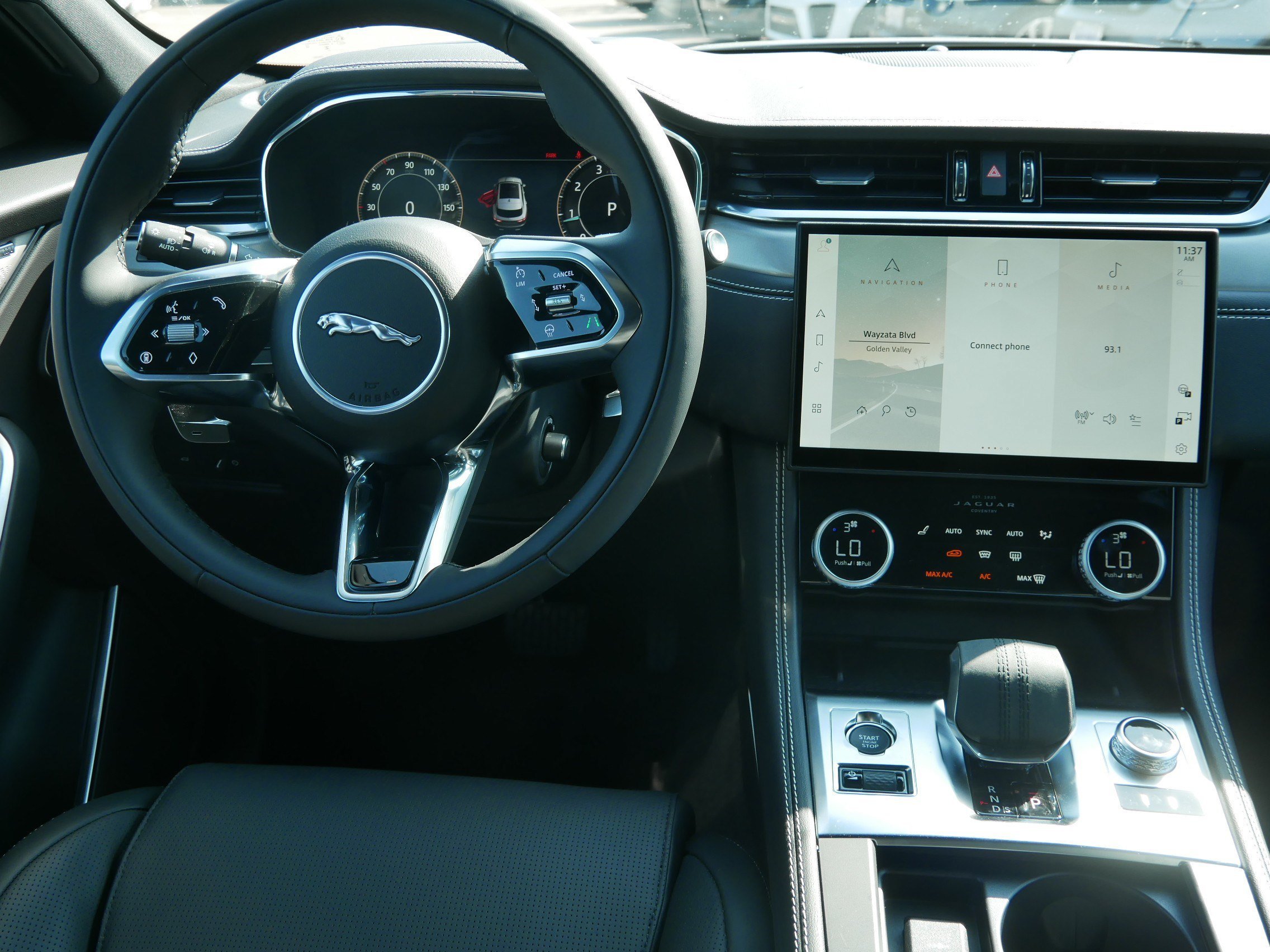 New 2026 Eiger Grey Jaguar R-Dynamic S image 9