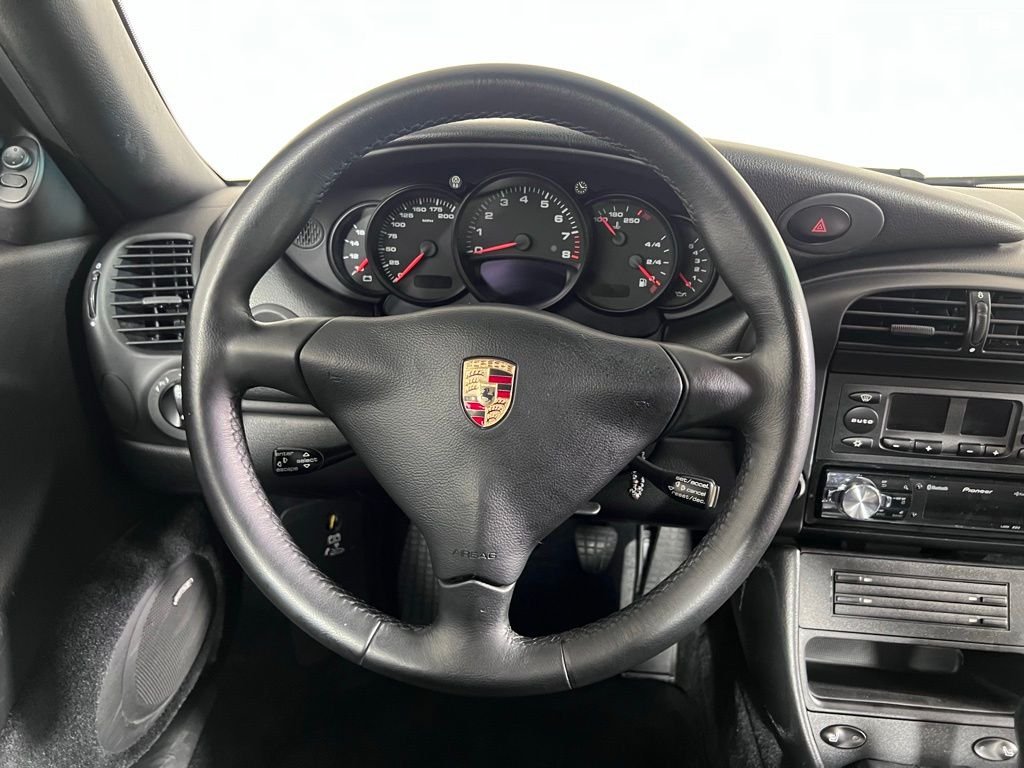 Used 2003  Porsche Carrera image 24