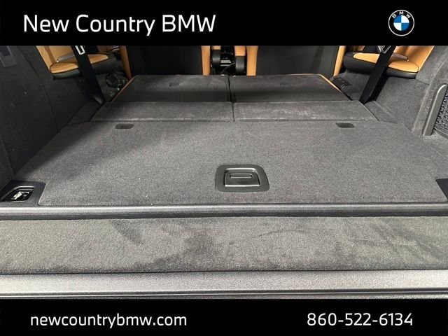 New 2027 Carbon Black Metallic BMW xDrive40i image 30