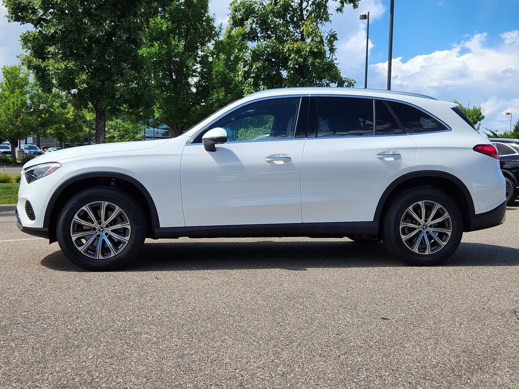 New 2027 Polar White Mercedes-Benz GLC 300 4MATIC® image 5