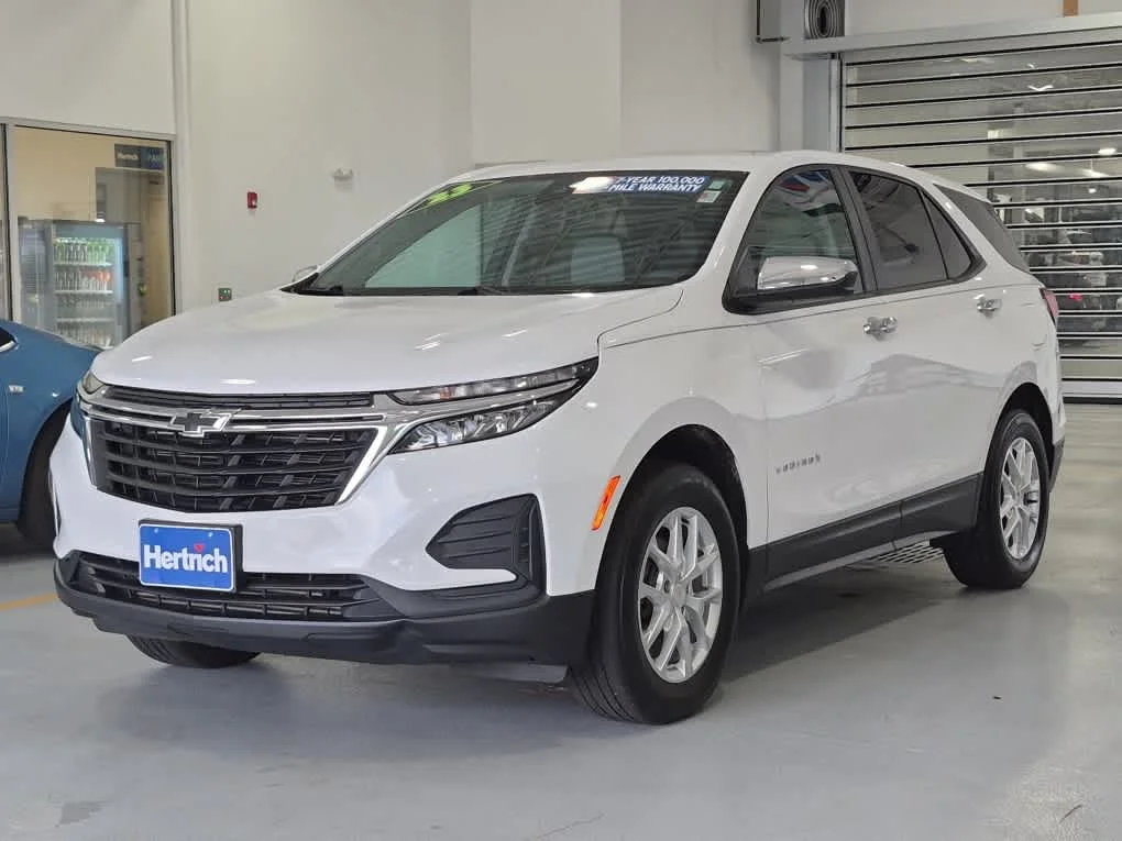 2023 Chevrolet Equinox LS