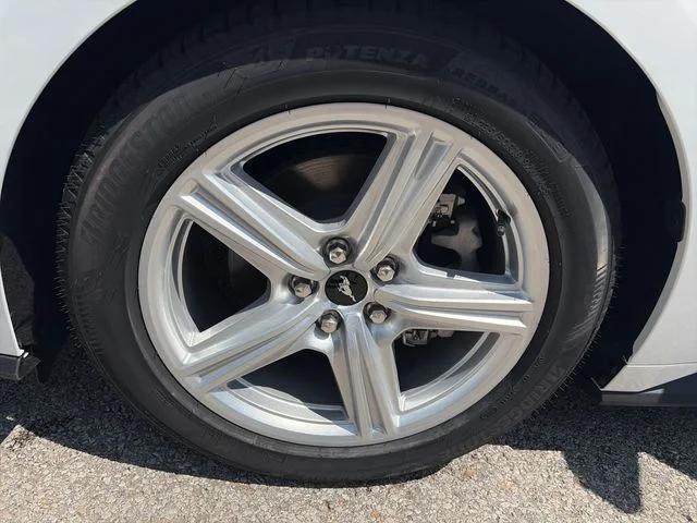 New 2026 Oxford White Ford EcoBoost® Premium Fastback image 27