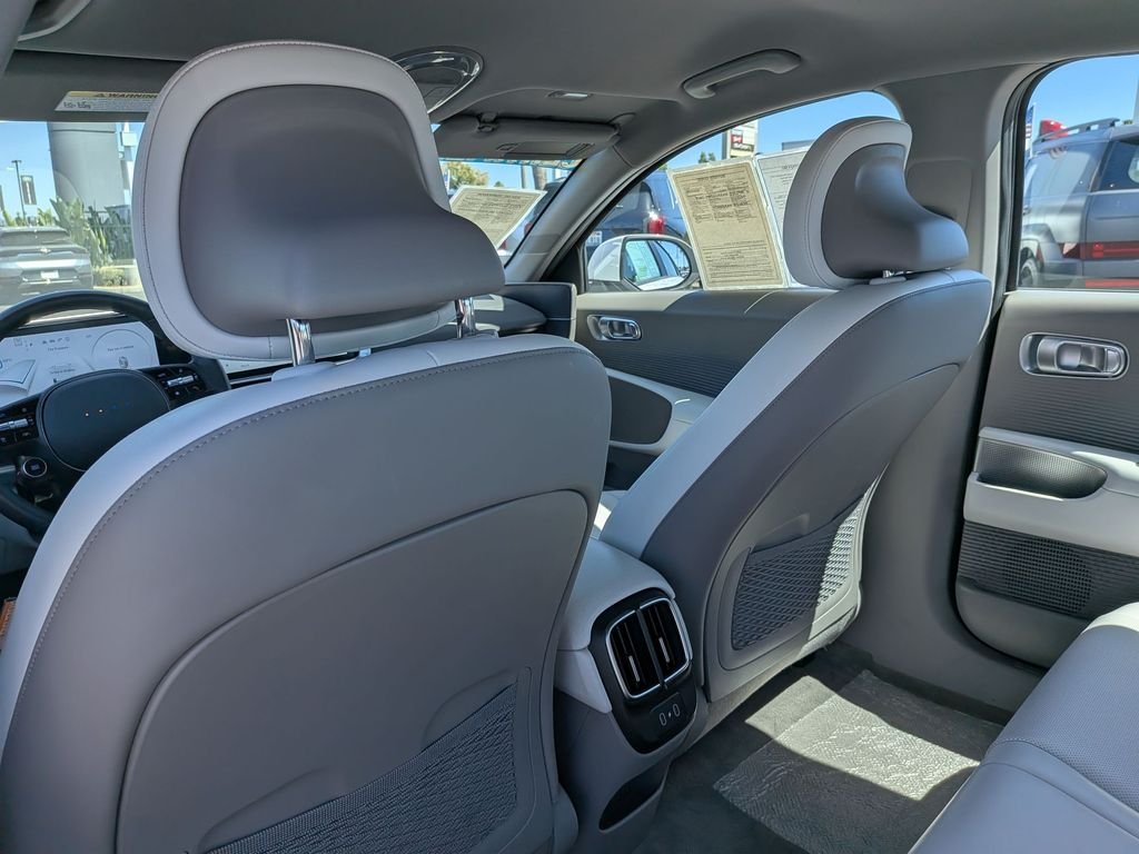 2025 Hyundai IONIQ 6 SEL - Photo 28