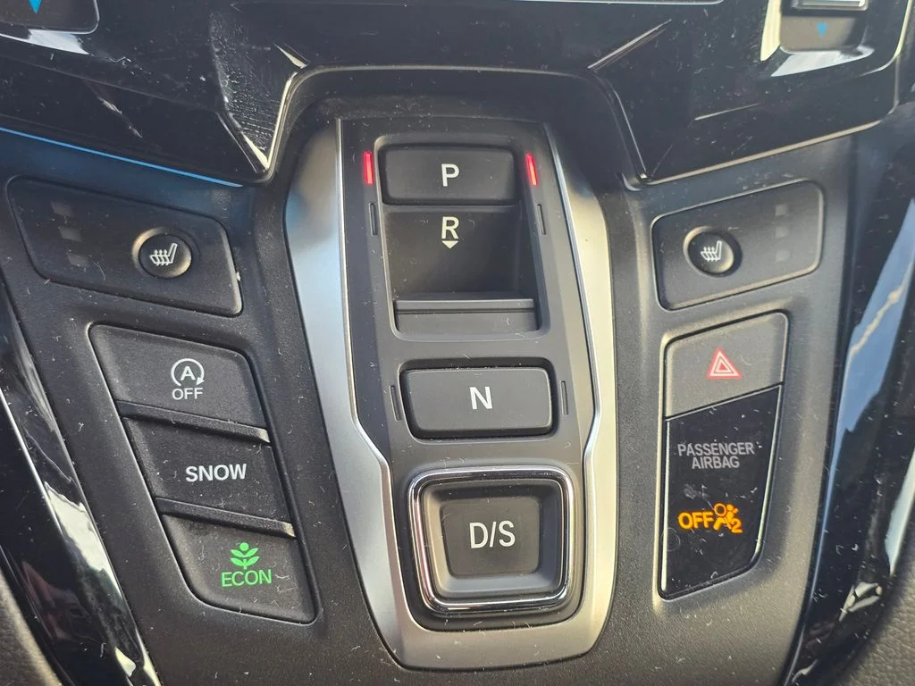Used 2024 White Honda Touring image 34