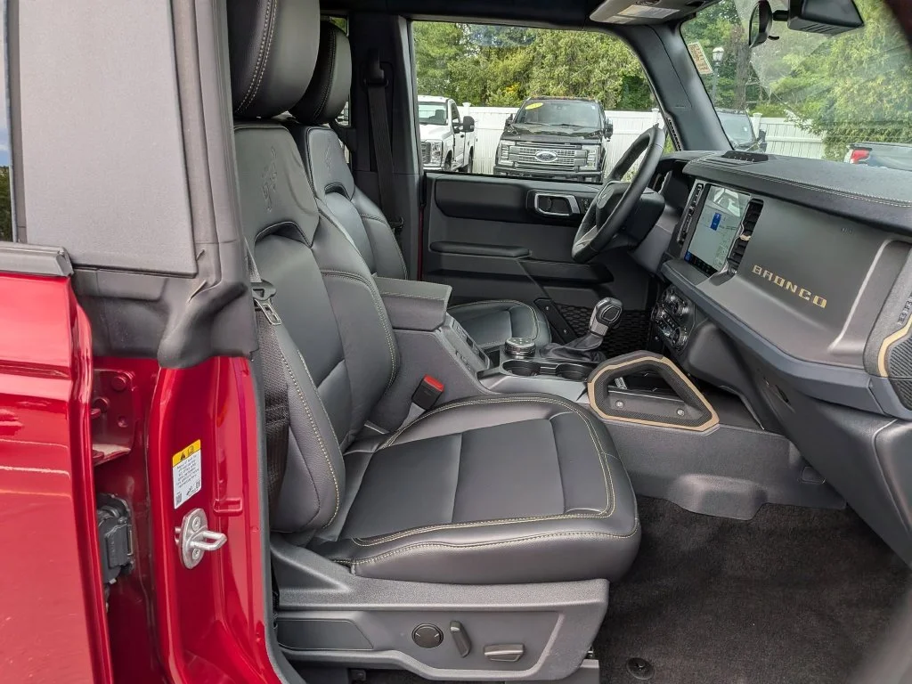 2025 Ford Bronco 4-Door Badlands - Photo 31