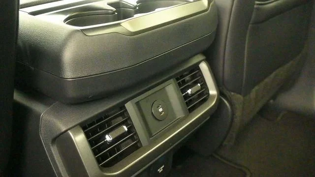 New 2026 Antimatter Blue Metallic Ford Tremor® image 12