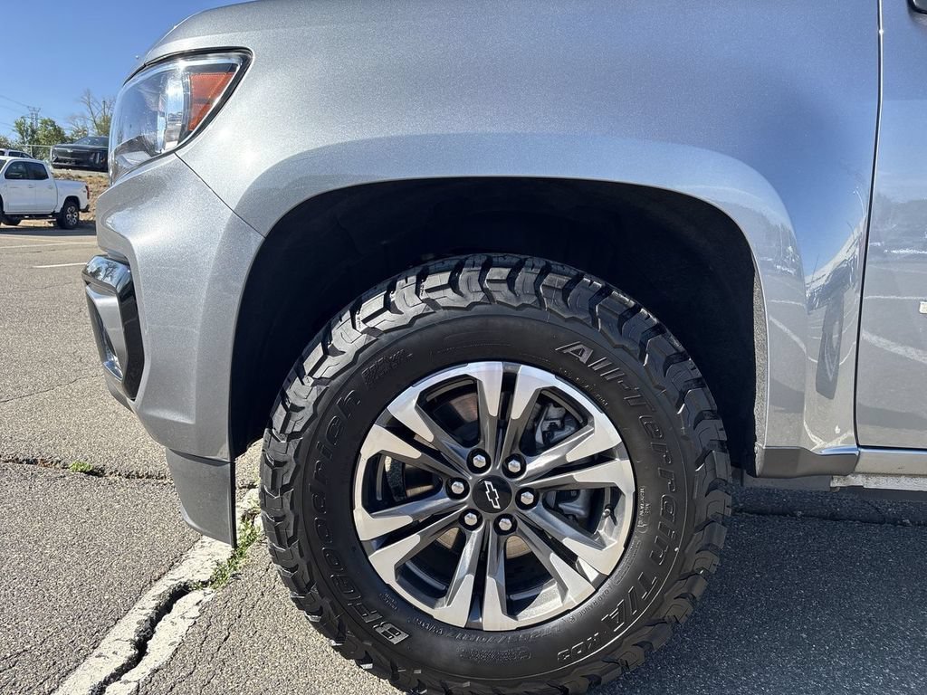 Used 2022 SATIN STEEL METALLIC Chevrolet 4WD Z71 image 36