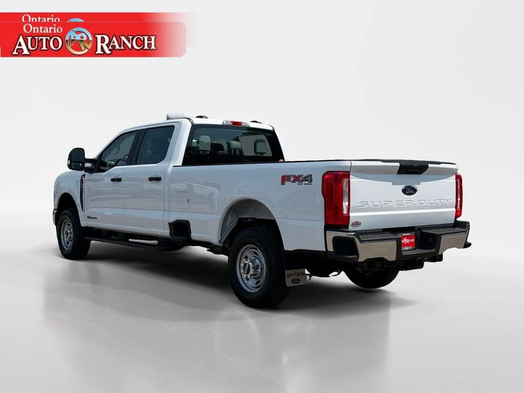 New 2026 OXFORD WHITE Ford XL image 3