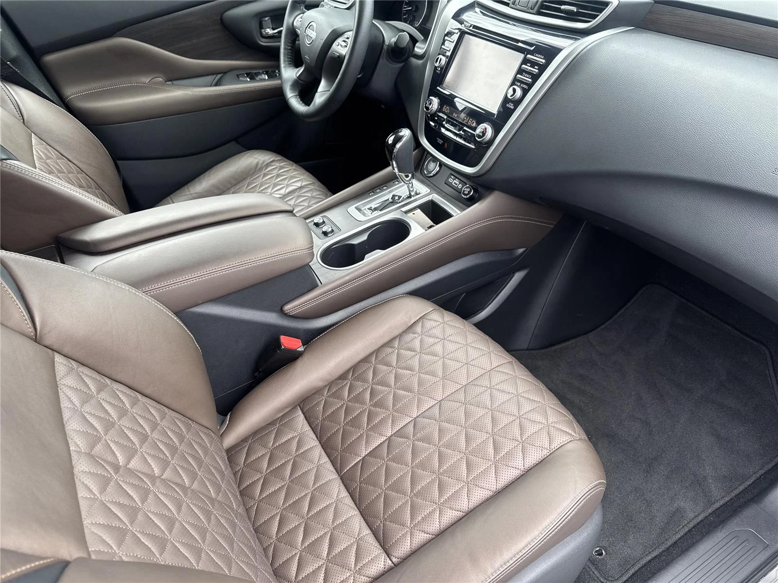 Used 2024 Pearl White Tricoat Nissan Platinum image 35