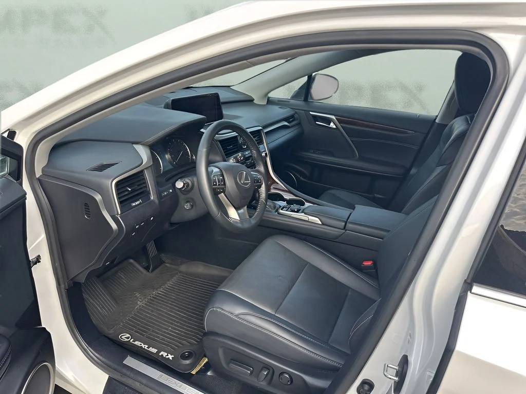Used 2018 White Lexus 450h image 9