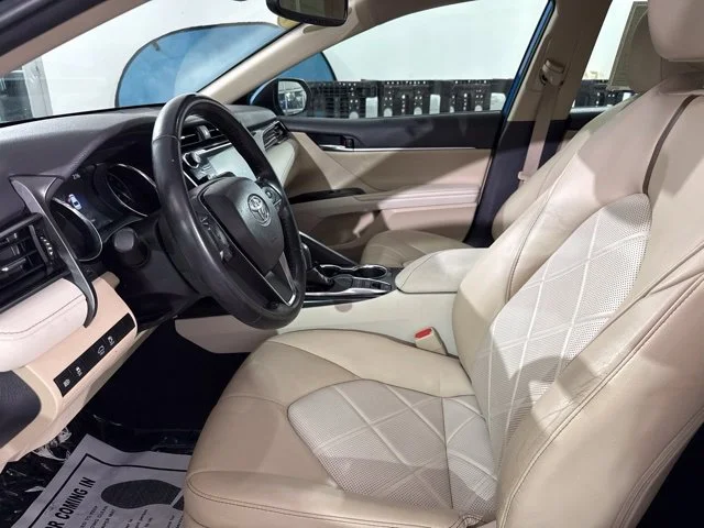 Used 2019 Blue Toyota XLE image 15
