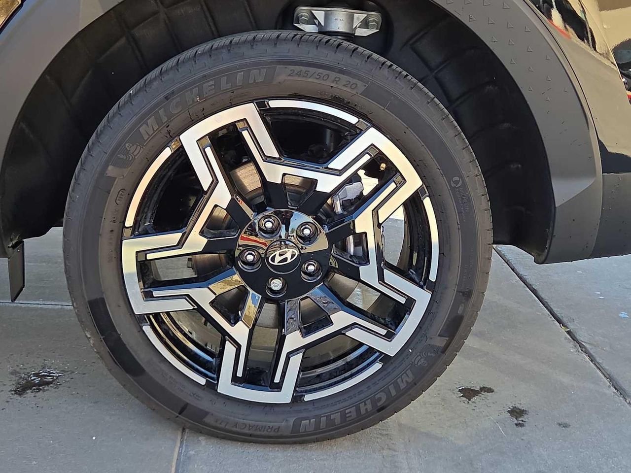 2025 Hyundai Santa Cruz Limited - Photo 13