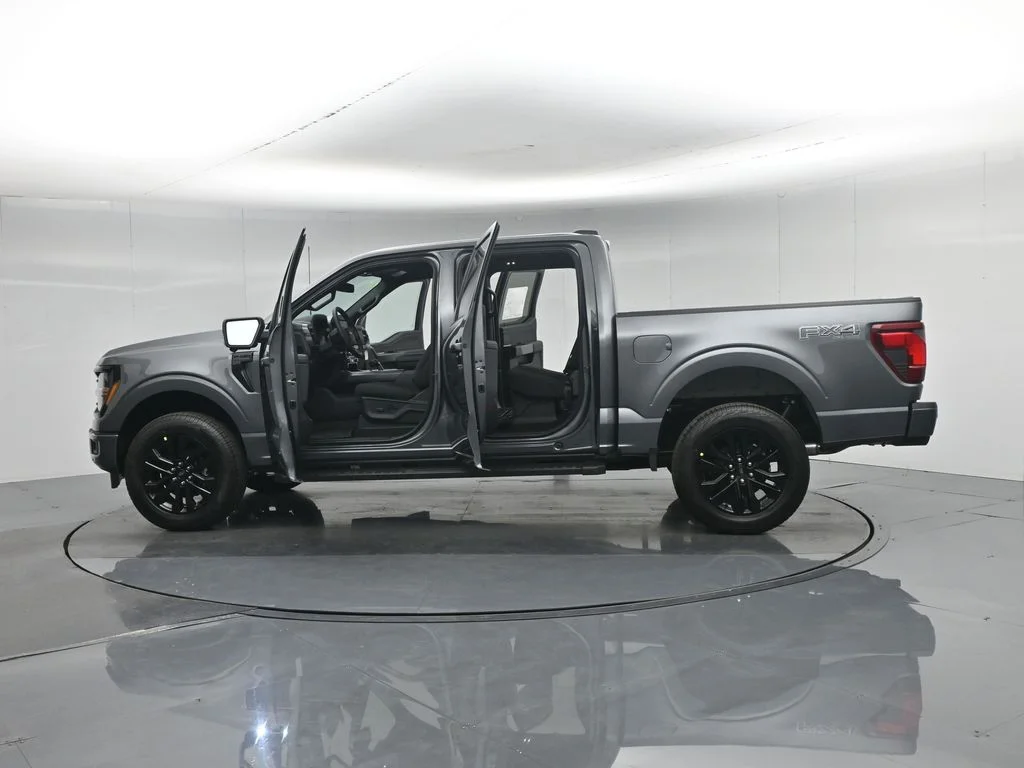 New 2026 Carbonized Gray Metallic Ford XLT image 36