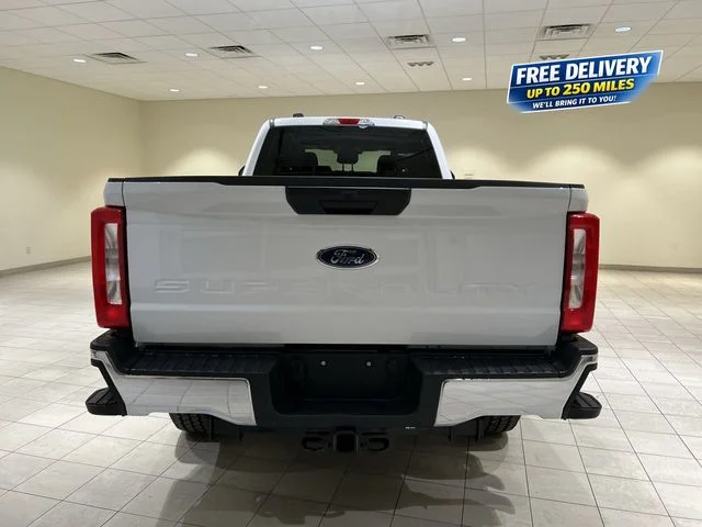 New 2026 White Ford XLT image 4
