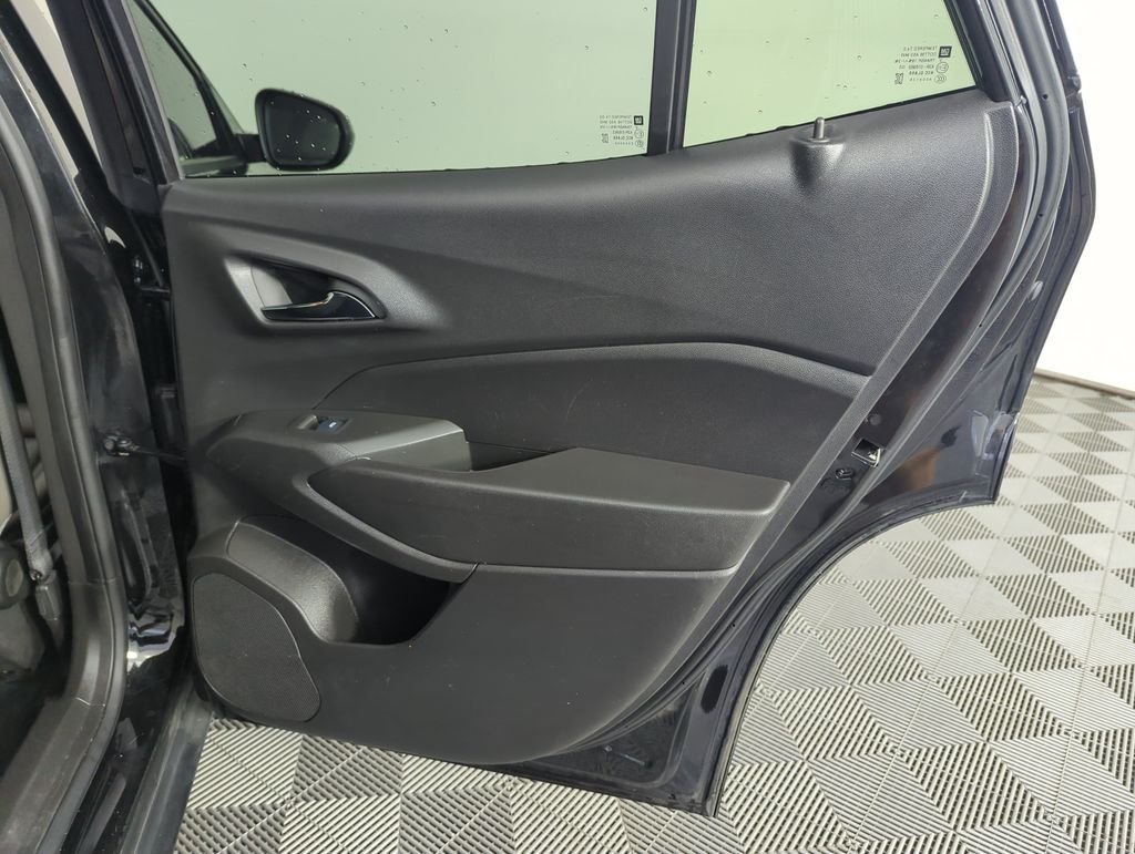 Used 2025 Black Chevrolet ACTIV image 30