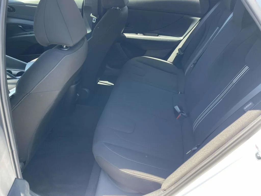 Certified Used 2025 White Hyundai SEL Sport image 10