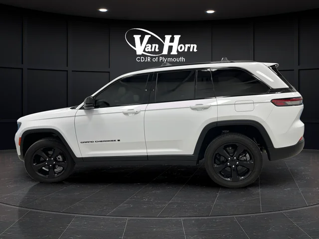 Used 2025 Bright White Clearcoat Jeep Altitude image 6