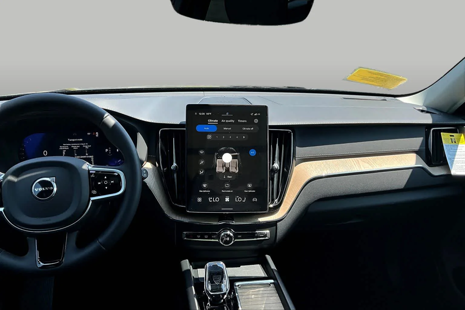 2026 Volvo XC60 Ultra - Photo 8