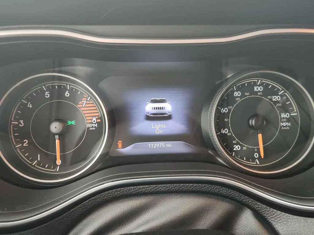 Certified Used 2021 Blue Jeep Latitude Lux image 25