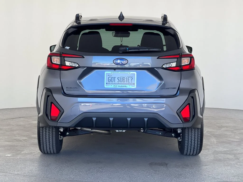 New 2026 MAGNETITE GRAY PEARL Subaru Premium image 5