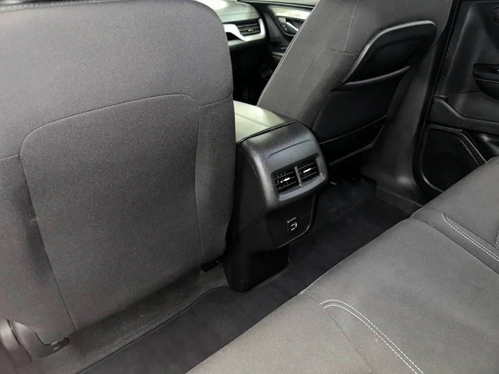 2023 GMC Terrain SLE - Photo 18