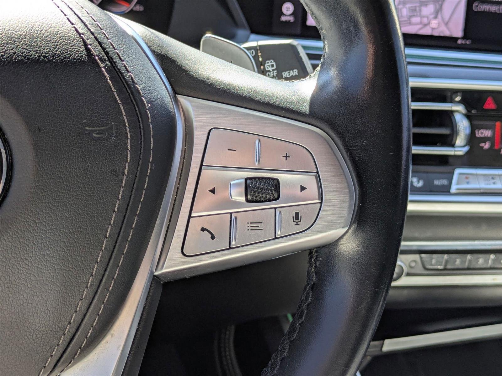 Used 2019 Phytonic Blue Metallic BMW xDrive40i image 18