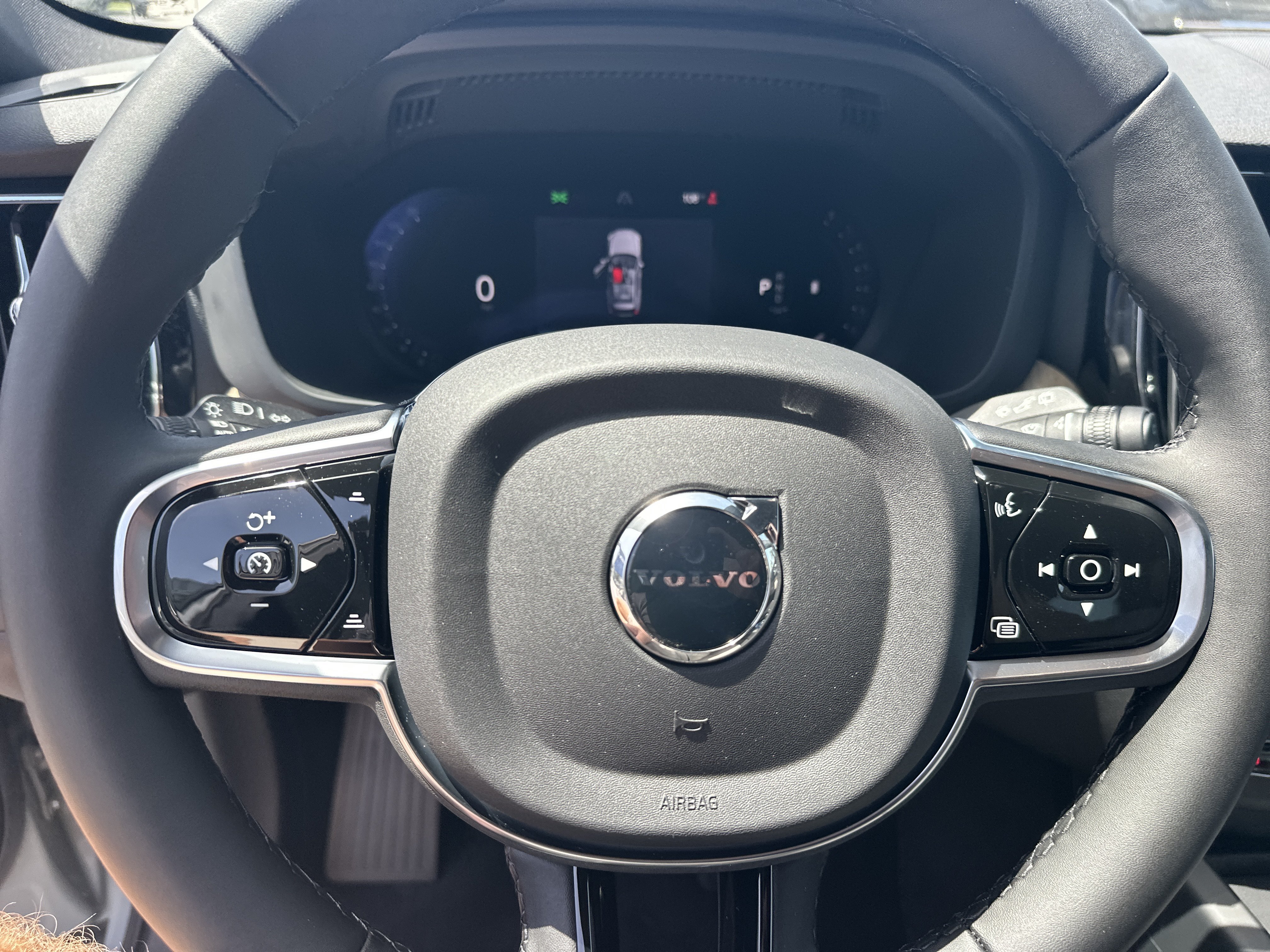 New 2026 Vapour Grey Volvo Plus image 19