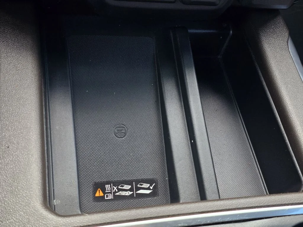 Used 2019 Summit White GMC SLT image 23
