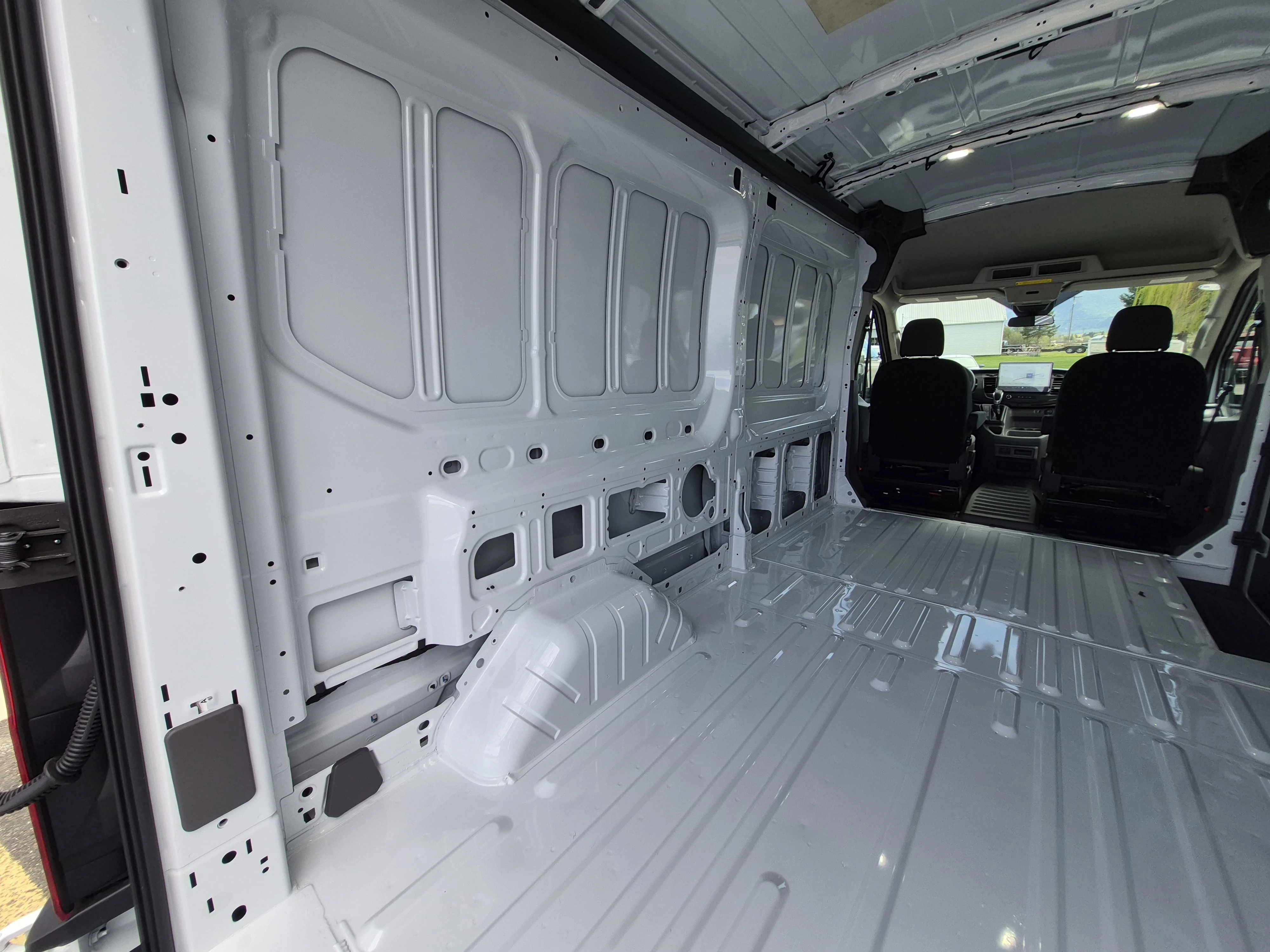 2026 Ford Transit Van Base - Photo 8