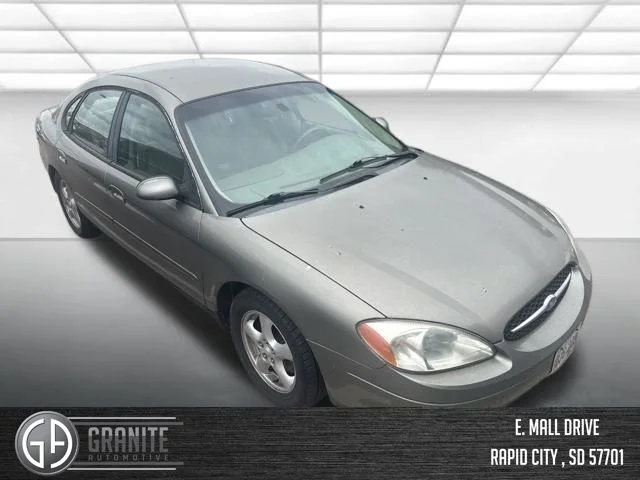 2003 Ford Taurus SE's photo