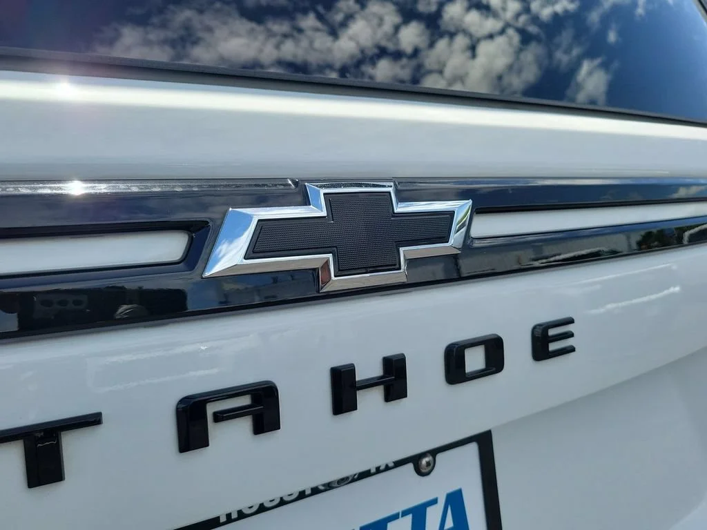 Certified Used 2023 Summit White Chevrolet Z71 image 32