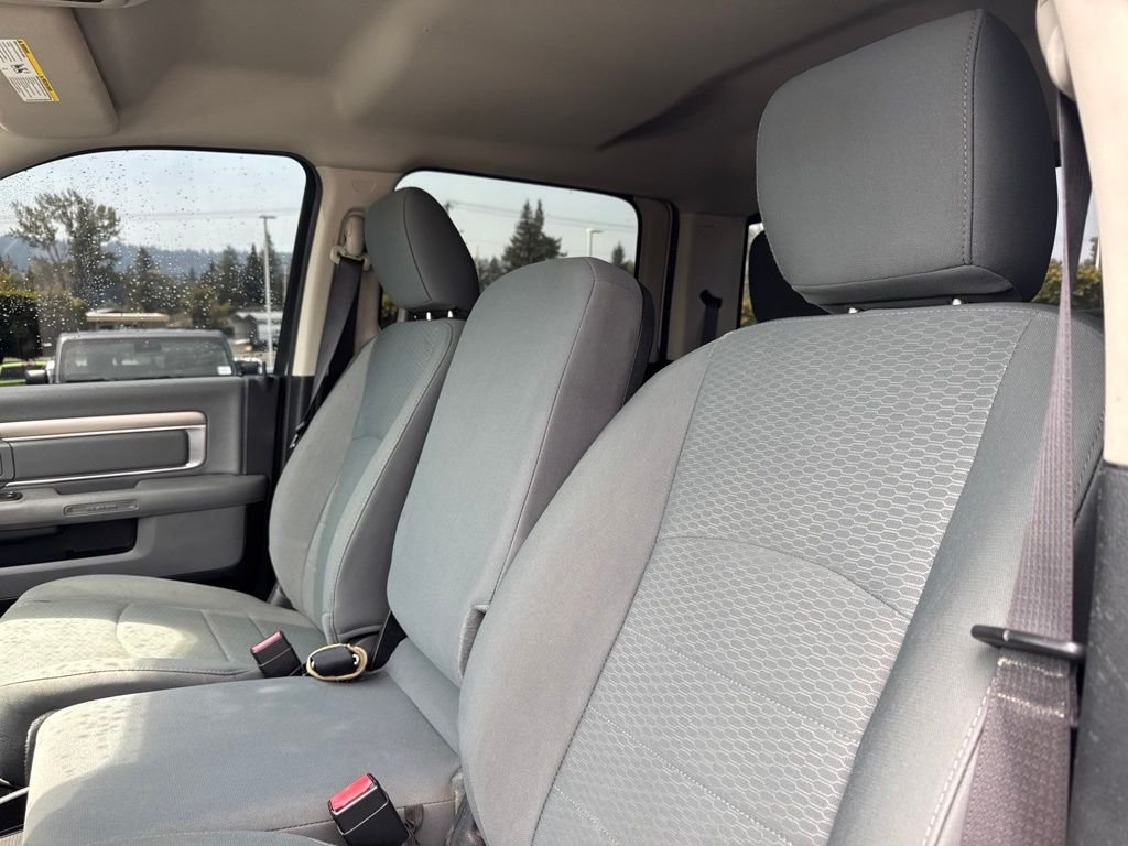 Used 2016 Bright White Clearcoat Ram SLT image 5