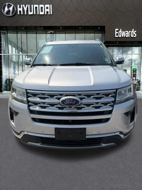 Used 2018 Silver Ford Limited image 1