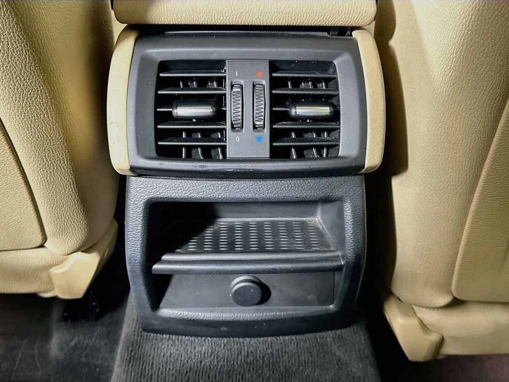 Used 2017 Deep Sea Blue Metallic BMW sDrive28i image 23