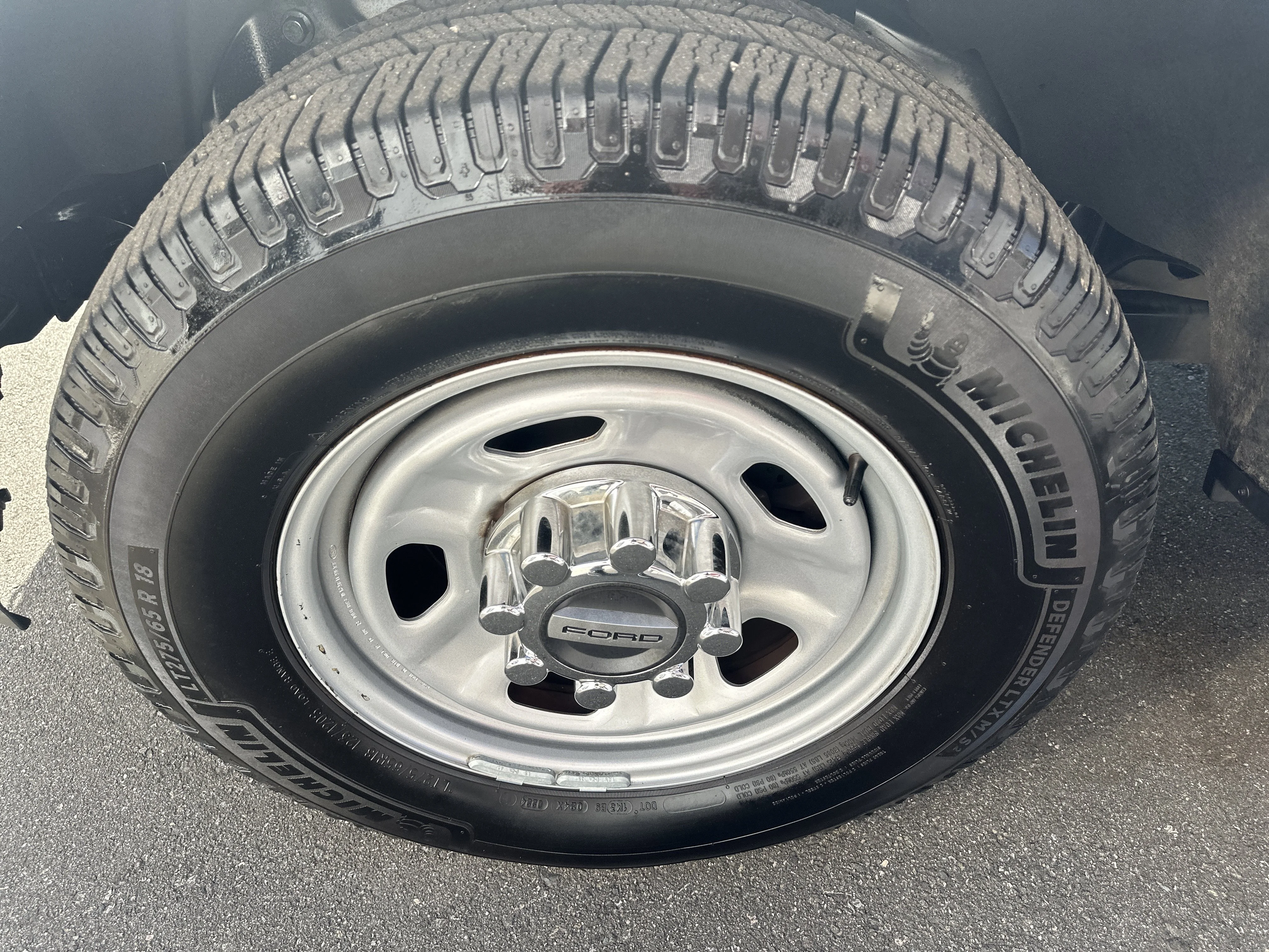 Used 2019  Ford  image 31