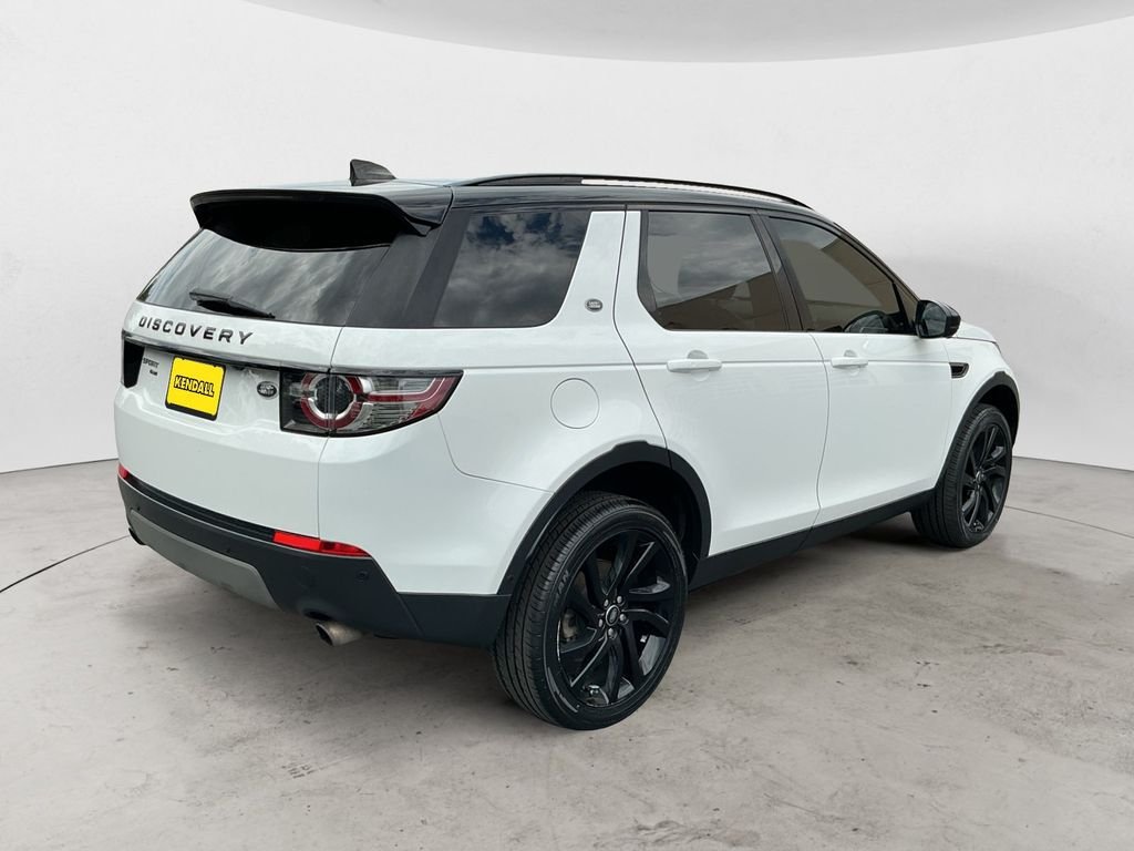 Used 2017 White Land Rover HSE Luxury image 5