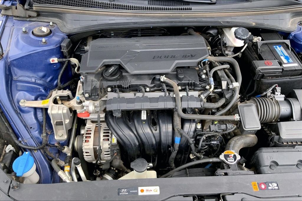 Used 2022 Blue Hyundai Limited image 28