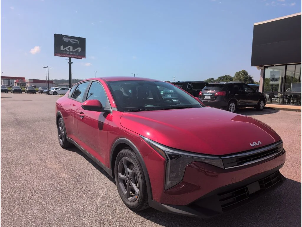 2025 Kia K4 LXS - Photo 13