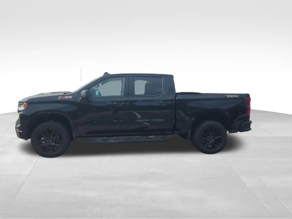 Used 2025 Black Chevrolet LT Trail Boss image 2