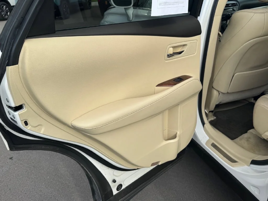 Used 2013 White Lexus 350 image 13