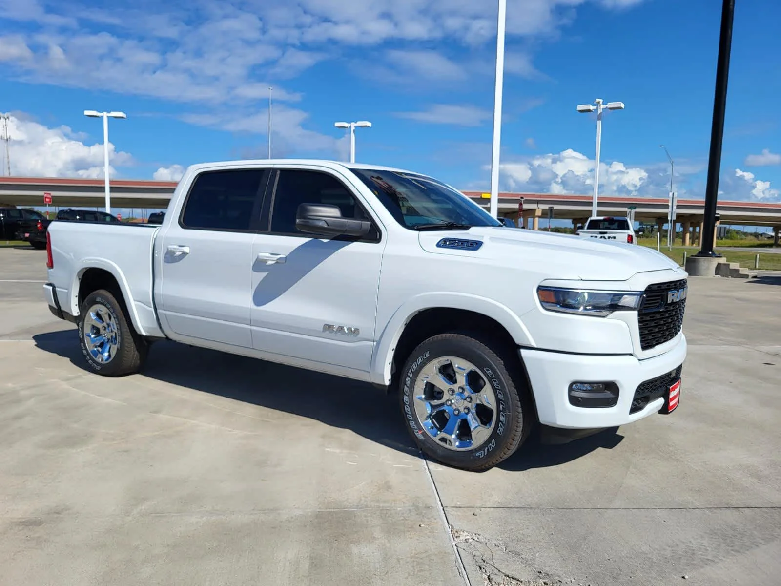 New 2026 Bright White Clear-Coat Exterior Paint RAM Lone Star image 7