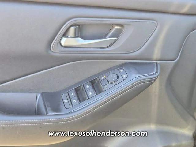 2025 Nissan Rogue SV - Photo 20