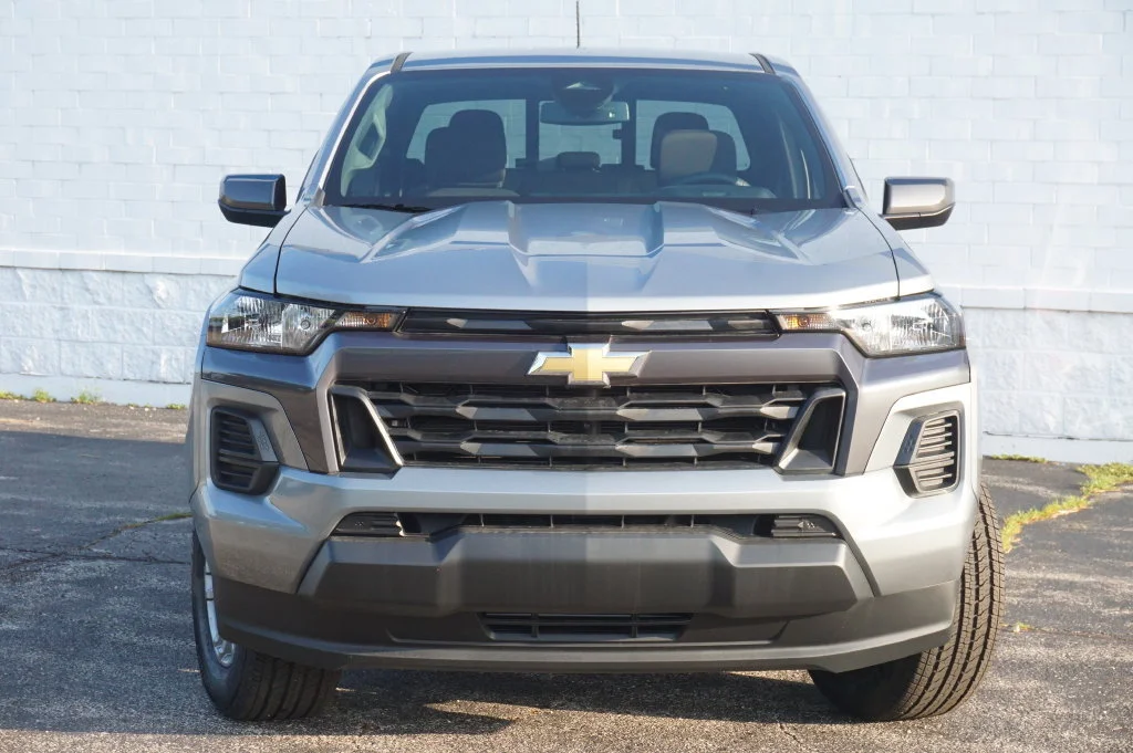 New 2026 Sterling Gray Metallic Chevrolet LT image 6