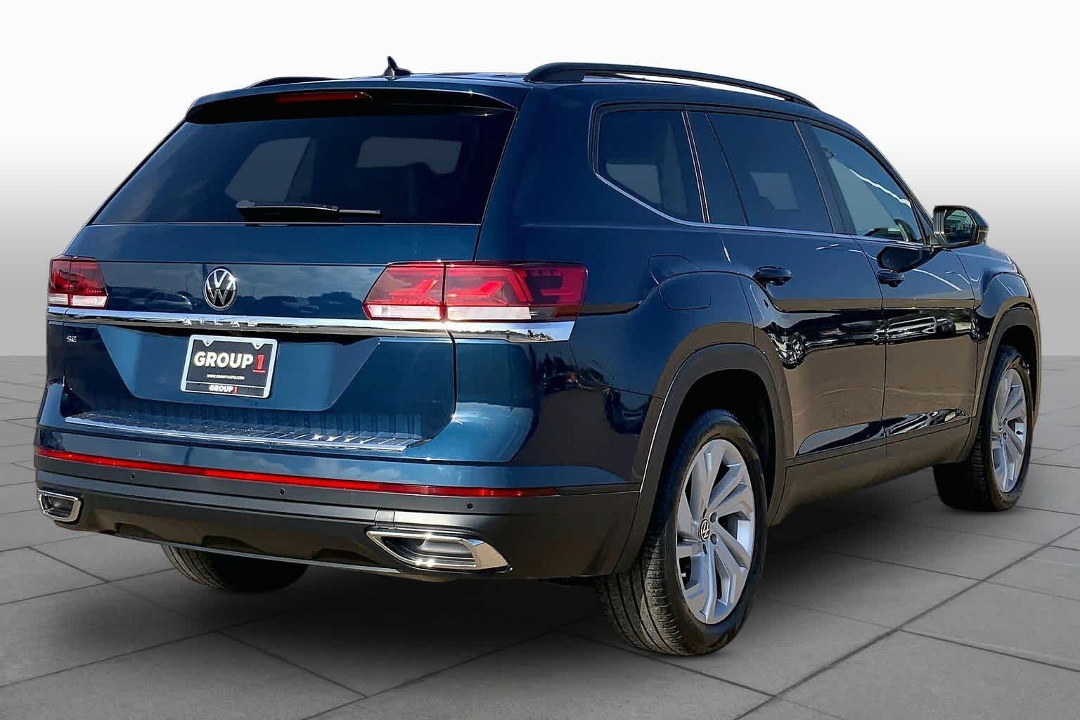 Used 2023 Tourmaline Blue Metallic Volkswagen 2.0T SE w/Technology image 13