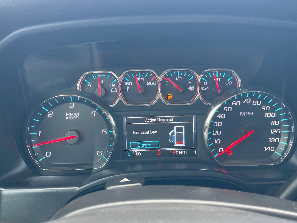 Used 2019 Summit White Chevrolet LT image 4