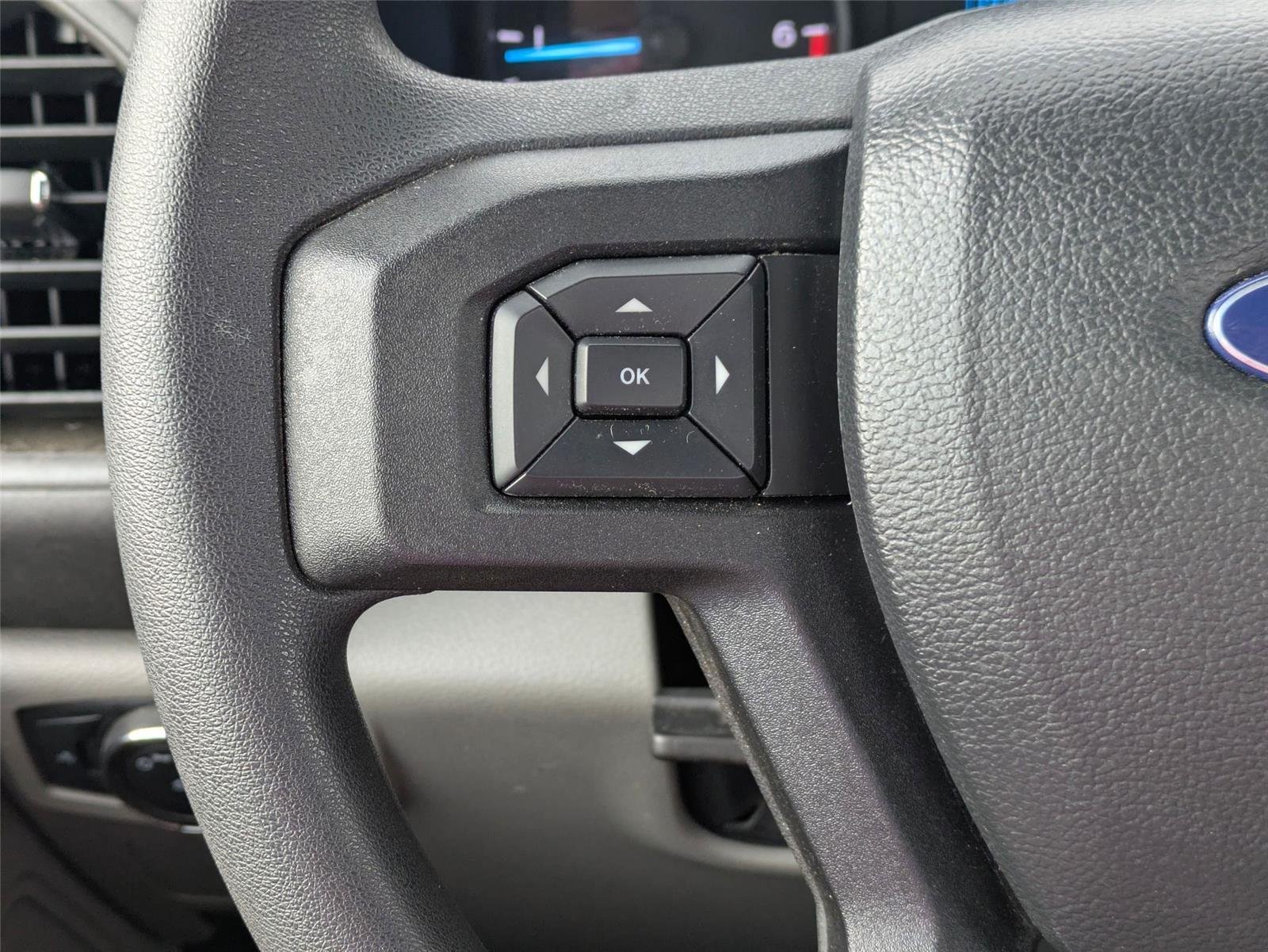 Used 2022 Oxford White Ford XL image 16