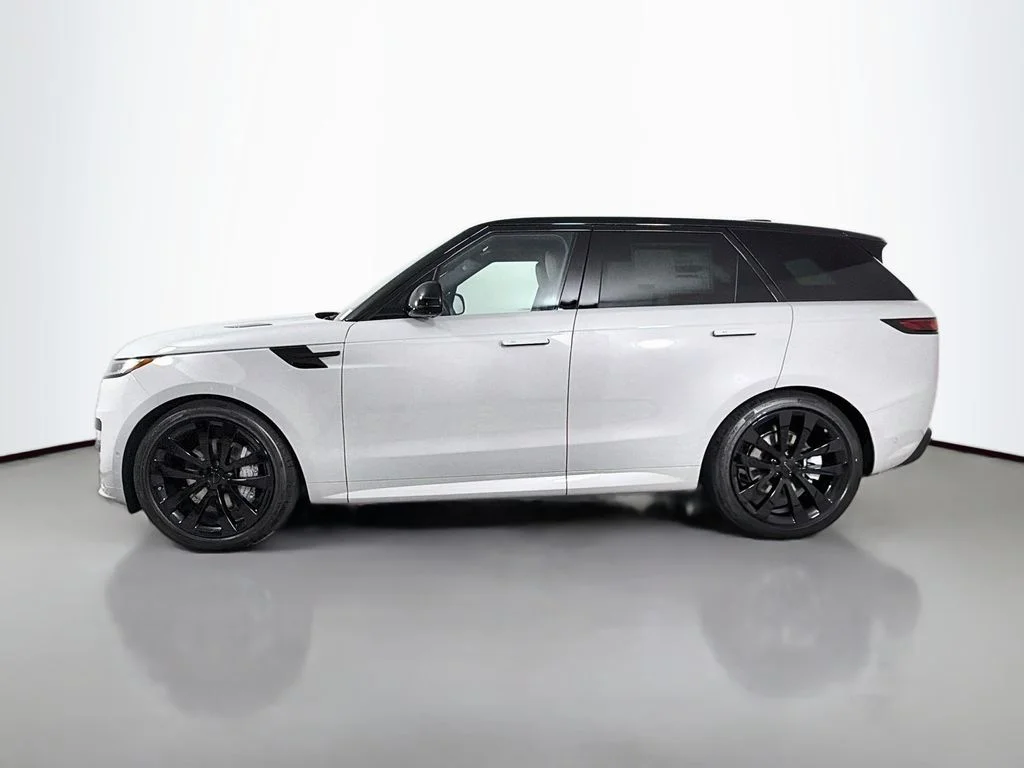 New 2026 Borasco Grey Land Rover Dynamic SE image 8